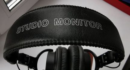Наушники Sony MDR-7506
