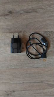 Зарядник для телефона со шнуром USB