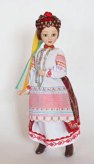 Кукла в праздничном костюме Калужской губернии