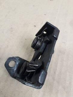 Замок капота Mercedes C-Class W204 M272 2008