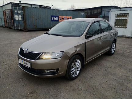 Skoda Rapid 1.6 AT, 2018, битый, 10 000 км