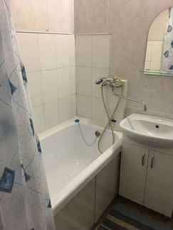 2-к квартира, 45 м², 1/12 эт.