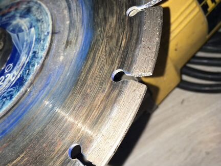 Dewalt Болгарка 230