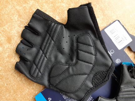 Новые комфортные перчатки BBB