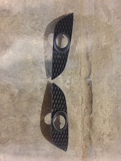 Заглушки переднего бампера Опель астра Н