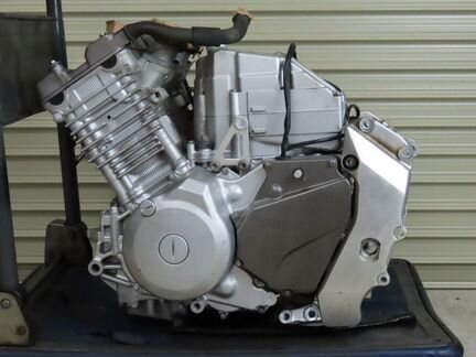 Yamaha Tdm 850 2 TRX двигатель