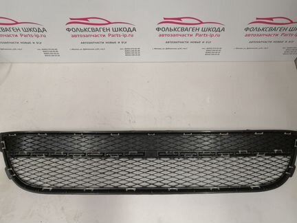 Решетка переднего бампера Фольксваген Тигуан