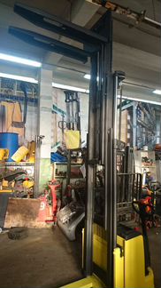 Штабелер бу ом carelli Италия