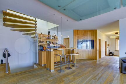 Своб. планировка, 495.6 м², 4/6 эт.