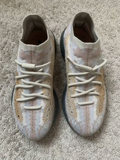 Кроссовки Yeezy boost 380