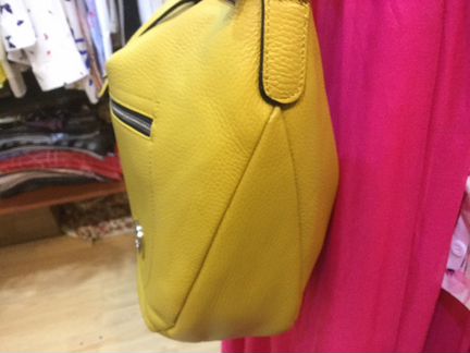 Женская кожаная сумка