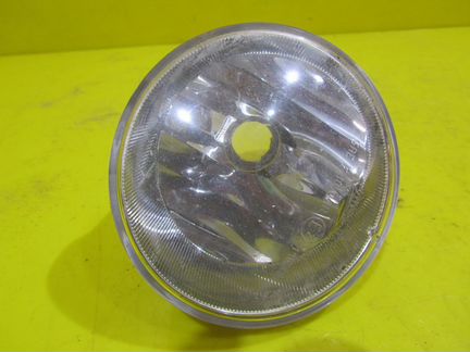 Птф правая Toyota Auris 1 07-12 90068408