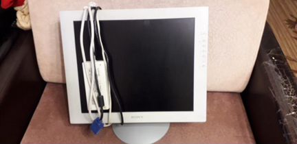 Монитор Sony SDM-S81 серого цвета