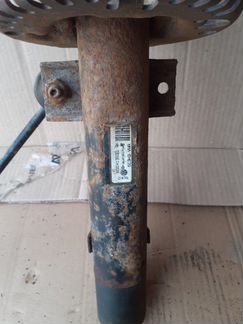 Стойка (амортизатор) передний Шкода Фабия 1 98-07