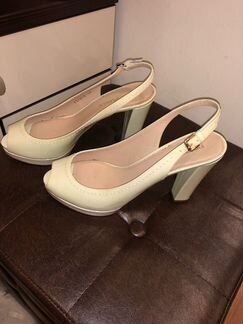 Туфли женские Armani