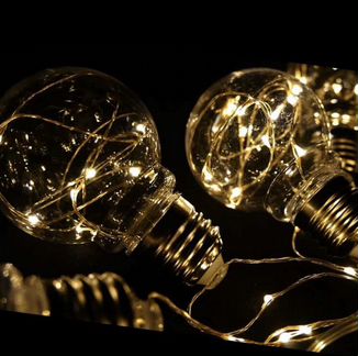 Гирлянды светодиодные в лампочках