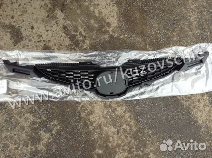 Решетка радиатора Мазда 2 2007-2009г