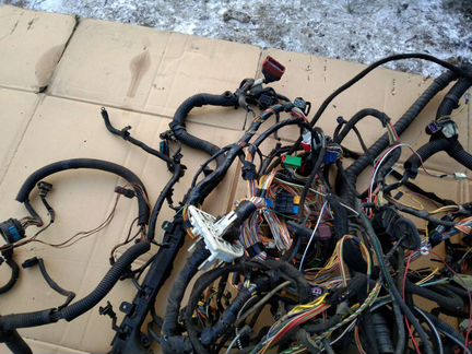 Проводка Peugeot 406 с блоками предохранителей