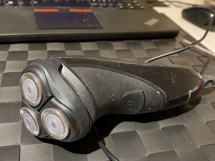 Электробритва philips pt711