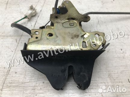 Замок багажника Mitsubishi Galant 8 USA 4G64 2002