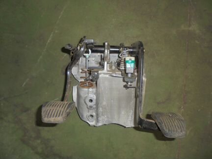 Педальный узел hino 500 47101E0030