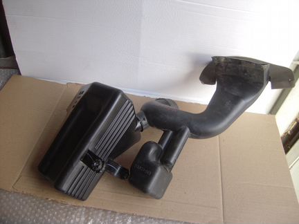 Резонатор, воздуховод Suzuki Grand Vitara