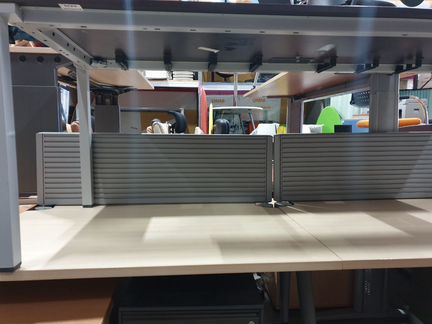 Стол steelcase