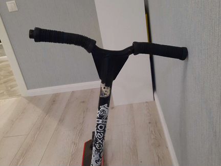 Трюковой самокат oxelo