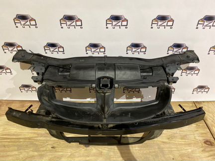 Передняя панель рамка радиатора Bmw 3 E90 2007