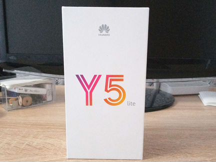 Смартфон Huawei Y5 Lite 2018