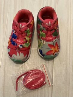 Кроссовки adidas для девочки