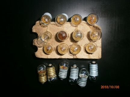 Лампочки: 110 в; 26 в;24 в; 18 в;6,3 в;5 в;3,6 в