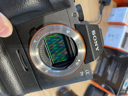 Sony a7 ii + 2 обьектива + допы