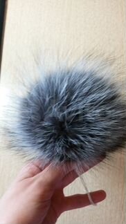 Помпон чернобурка 15 см. Новый