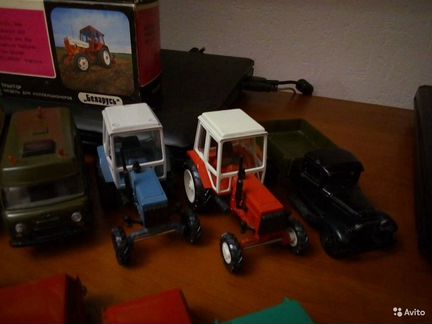 Модели автомобилей СССР 1:43, коробки оригинал