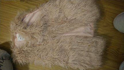 Безрукавка детская zara из искусственного меха