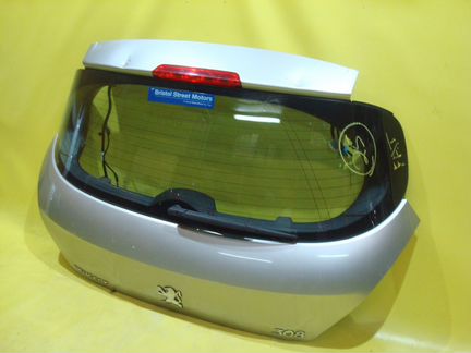 Крышка багажника Пежо Peugeot 308 2007-14г серебро