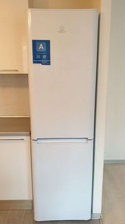 Холодильник Indesit BIA 201