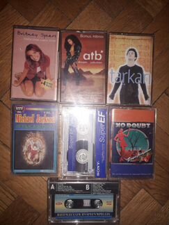 Аудиокассеты с музыкой