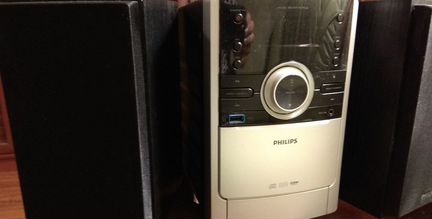 Музыкальный центр Philips