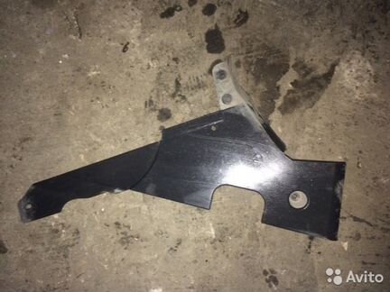 Кожух топливного бака левый Бмв F07 GT +