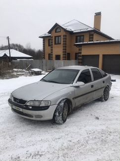 Opel Vectra 1.8 МТ, 1998, 320 000 км