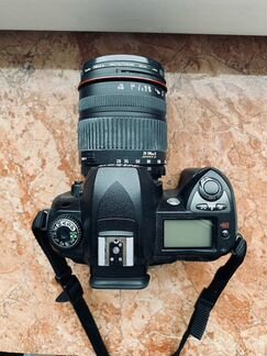 Зеркальный фотоаппарат Nikon D70S