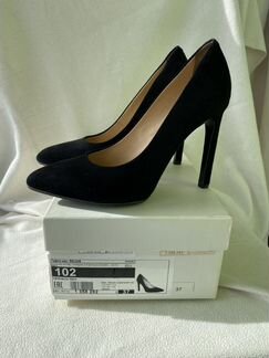 Туфли Rejois новые замшевые чёрные