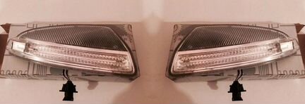 Поворот в зеркало Мерседес В204