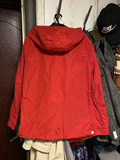 Ветровка Lefties