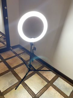 Кольцевая лампа LedLamp RL-18-240 diva
