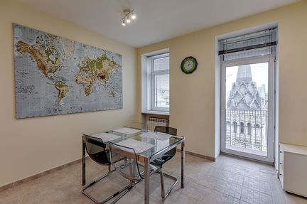 2-к квартира, 70 м², 7/8 эт.
