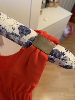 Красное платье