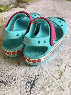 Босоножки crocs